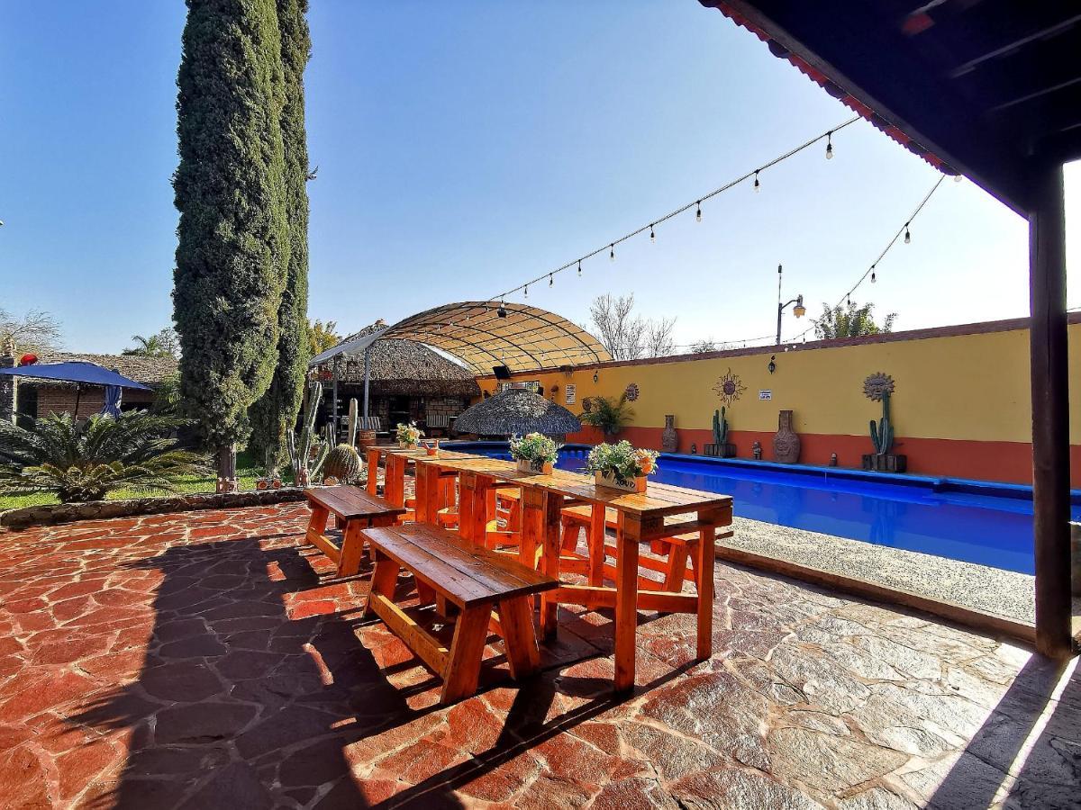 Hotel La Estancia Rio Verde Exterior photo