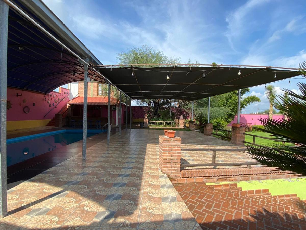 Hotel La Estancia Rio Verde Exterior photo